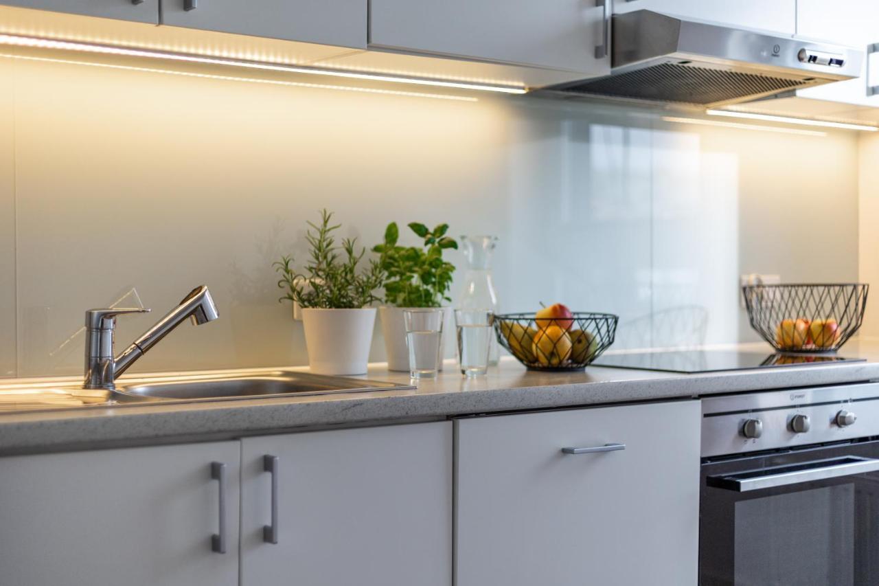 Deluxe Apartments By The Railway Station ורוצלב מראה חיצוני תמונה